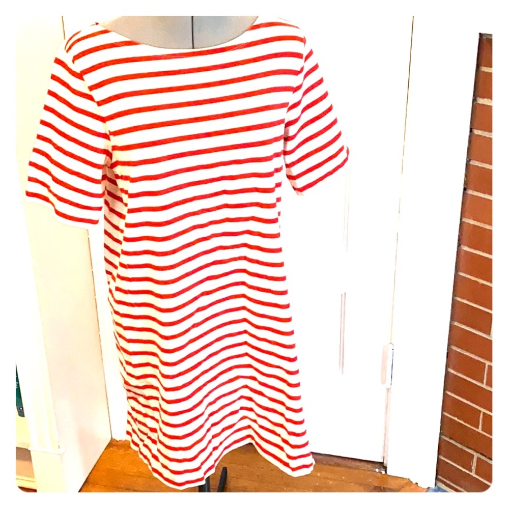 Boat neck red stripe t shirt dress